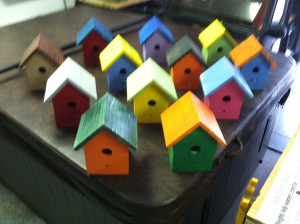 2 Colors Std Birdhouses
